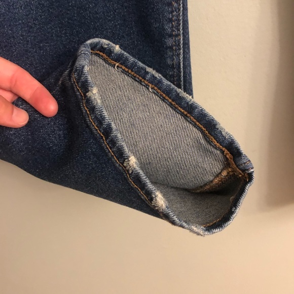 American Eagle AEO Mom Jean 14S Short Button Fly - Picture 5 of 8